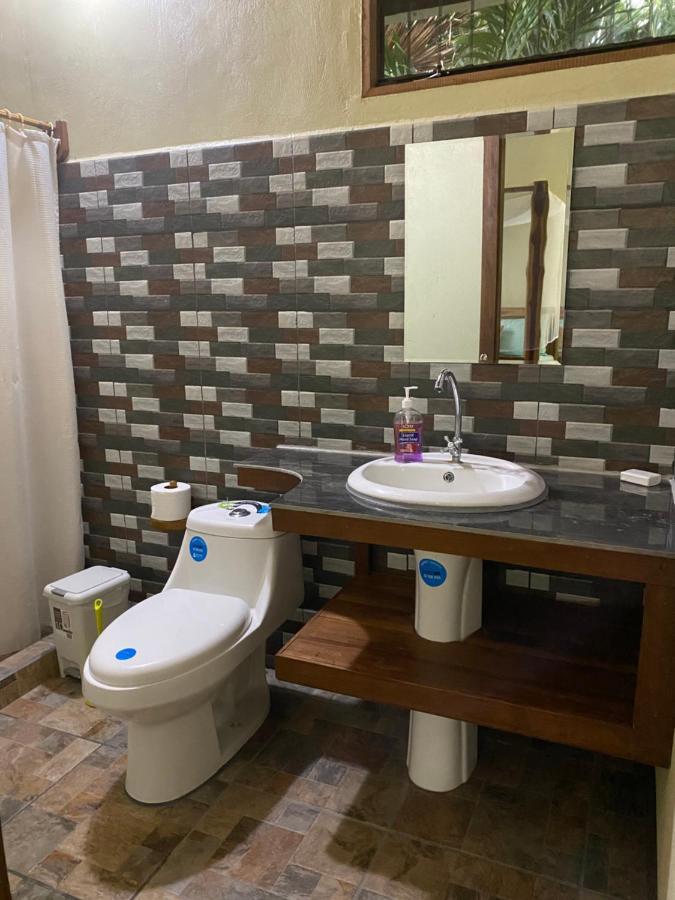 Jazlyn Lodge & Tours Paquera Esterno foto